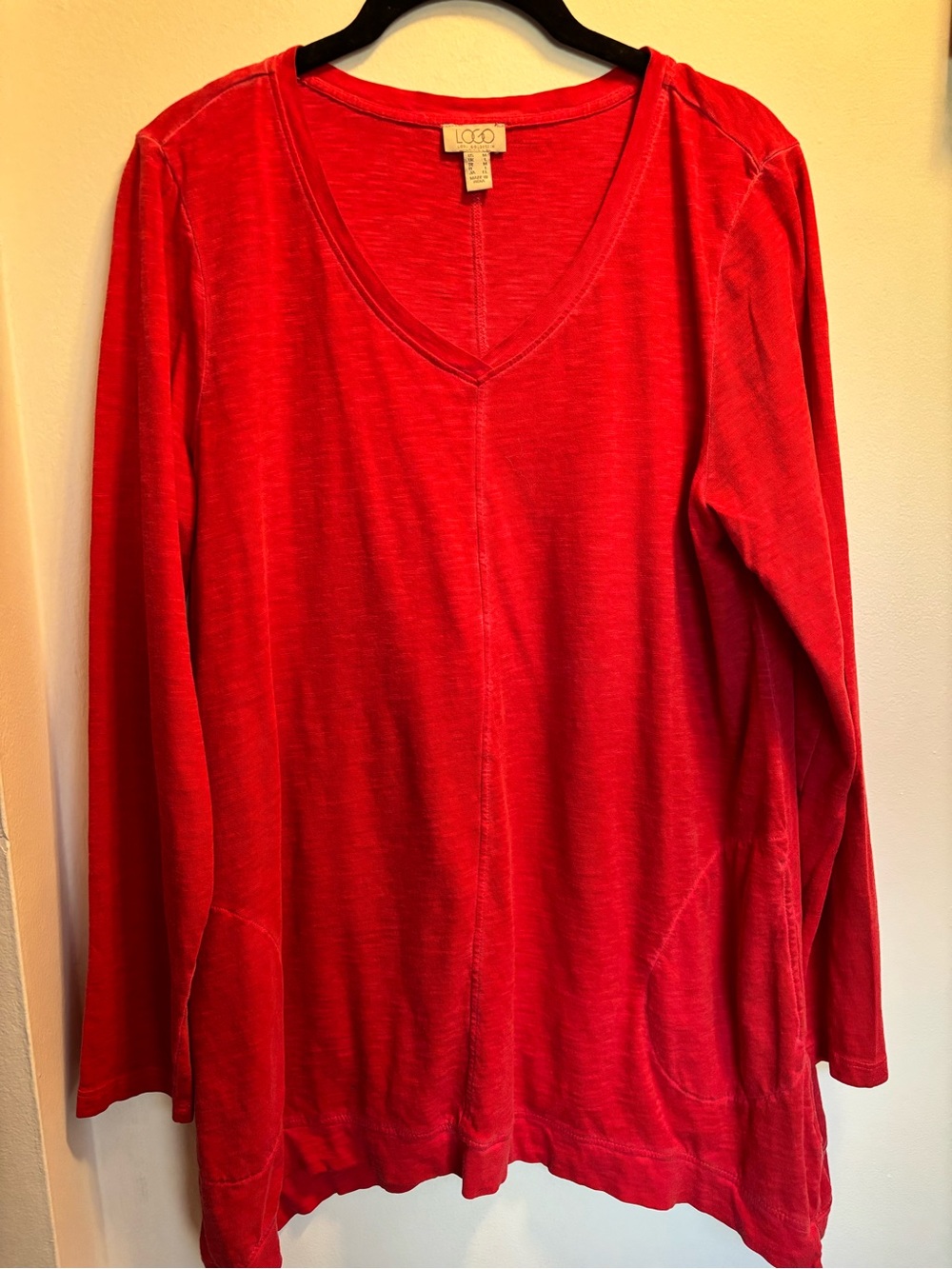 LOGO by Lori Goldstein Women's Dark Pink V-Neck Long Sleeve Top